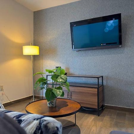 Departamento Para Parejas En Monterrey Apartment Ngoại thất bức ảnh